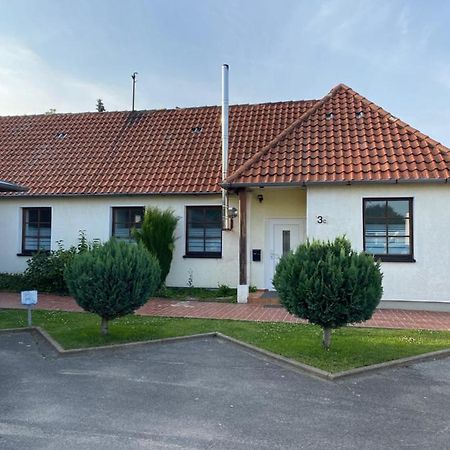 Moi Apartments Sarstedt Buitenkant foto